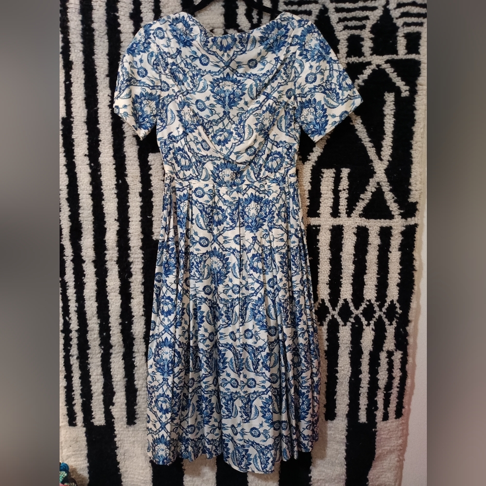 SILK Toile/ Majolica Print Vintage mid-century midi fit-and-flare handmade dress